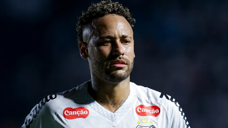 Neymar's Brazil World Cup hopes hit after poor Santos display